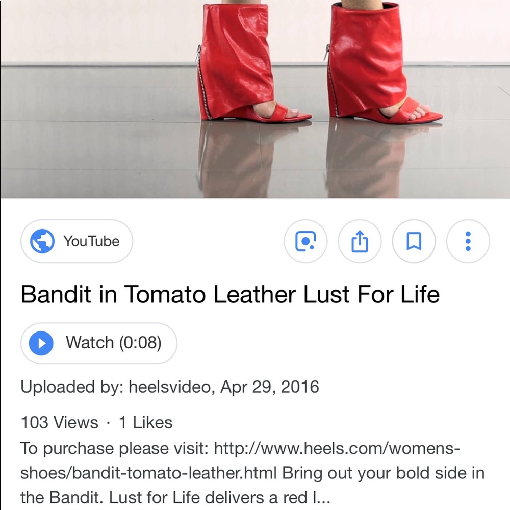 Not for sale looking for these in size 81/2